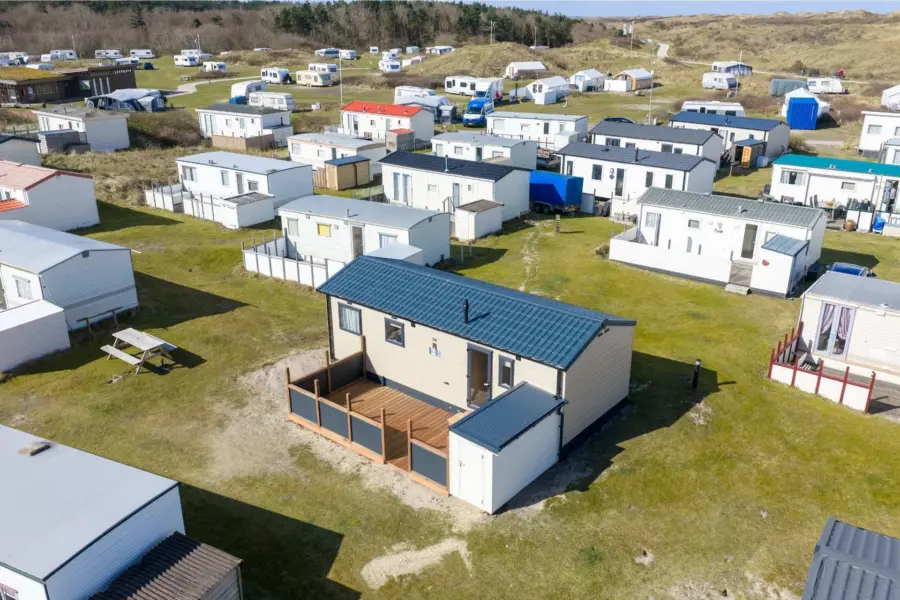 Chalet 26 dronefoto terras chalets camping duinoord