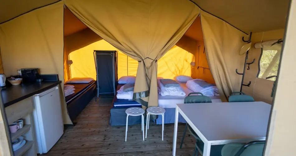 Safari escape lodge interieur slaapplaatsen 4 personen