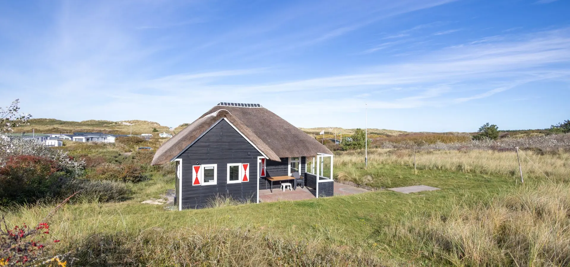 Vakantiehuis Midgaard buitenzijde Strandcamping Duinoord