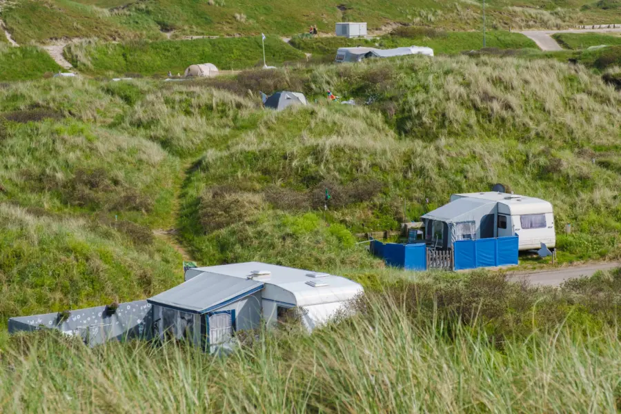 Caravan aan zee 1